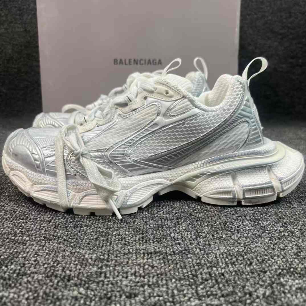 Balenciaga 3XL